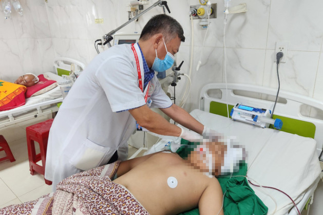 Đắk Lắk: Phẫu thuật cấp cứu cho bé trai 12 tuổi bị súng bắn vào đầu