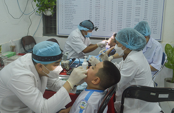 Cần Thơ: Phòng chống bệnh răng miệng cho học sinh