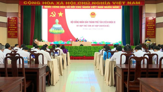 Bình Dương: TP. Tân Uyên họp HĐND khóa III nhiệm kỳ 2021 - 2026