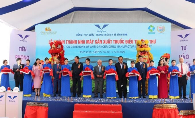 Khánh thành nhà máy sản xuất thuốc điều trị ung thư tại Bình Định