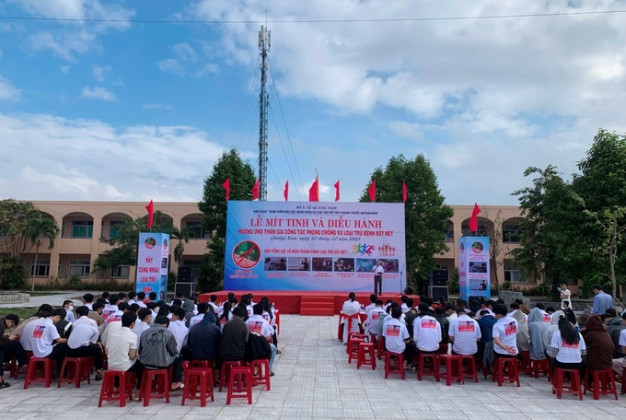 Quảng Nam: Tổ chức lễ mít tinh và diễu hành hưởng ứng tham công tác phòng chống và loại trừ bệnh sốt rét