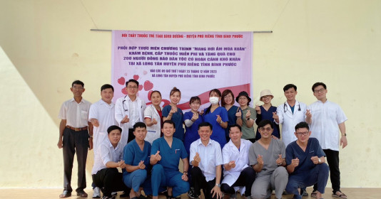 Hội Thầy thuốc trẻ Bình Dương mang hơi ấm mùa xuân đến đồng bào dân tộc khó khăn Bình Phước