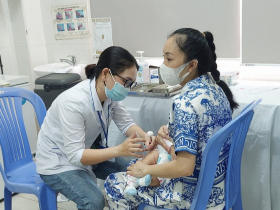 TP. HCM: Bổ sung thêm nhiều loại vaccine tiêm chủng mở rộng