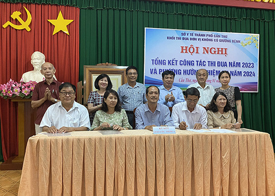 Cần Thơ: Tổng kết công tác thi đua khối các đơn vị không có giường bệnh năm 2023