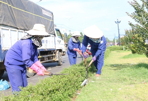Gia Lai: Huyện Chư Sê thực hiện chỉnh trang đô thị đón Tết Giáp Thìn 2024
