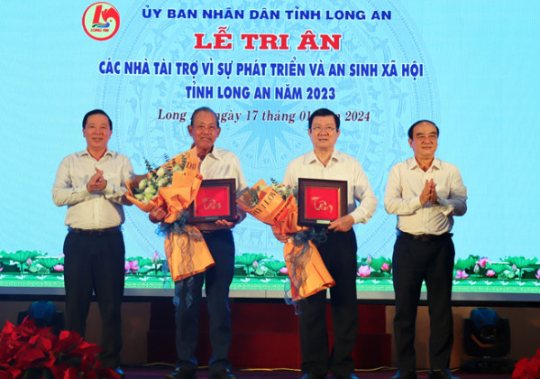 Long An tri ân các nhà tài trợ vì sự phát triển và an sinh xã hội tỉnh năm 2023