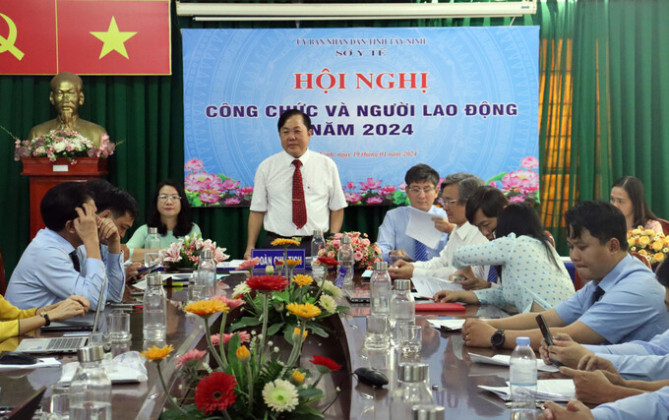 Tây Ninh: Tổ chức hội nghị công chức và người lao động Sở Y tế năm 2024