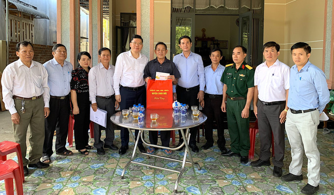 Bà Rịa – Vũng Tàu: Thăm và tặng quà cho người cao tuổi, đối tượng chính sách tại huyện Châu Đức