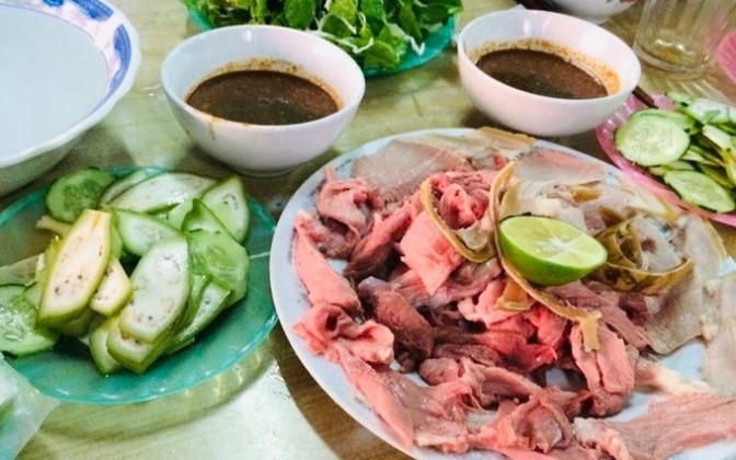 Nguy hại từ thói quen ăn thực phẩm tái, sống