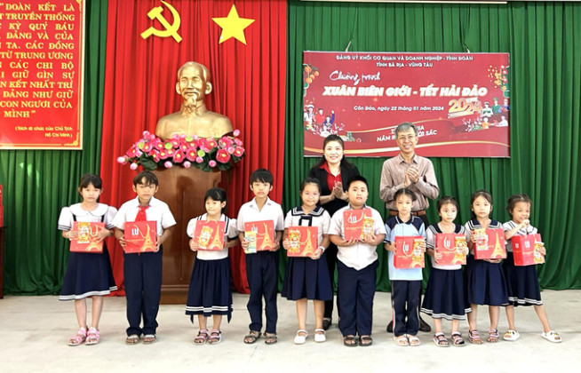 Bà Rịa – Vũng Tàu: Tổ chức chương trình “Xuân biên giới - Tết hải đảo” tại huyện Côn Đảo