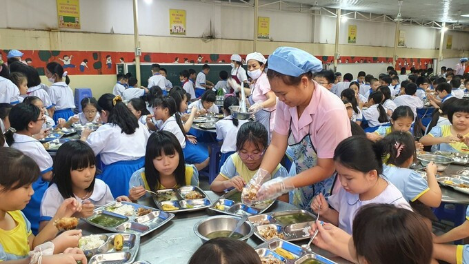 Cần Thơ: Tăng cường, bảo đảm các điều kiện ăn, ở, sinh hoạt và học tập cho trẻ em mầm non, học sinh phổ thông