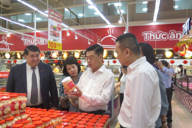 TP. HCM: Kiểm tra công tác chuẩn bị nguồn hàng hóa cung cấp Tết