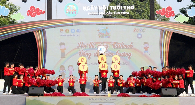 Cần Thơ: Khai hội chương trình ngày hội tuổi thơ “Xuân ấm áp - Tết yêu thương”