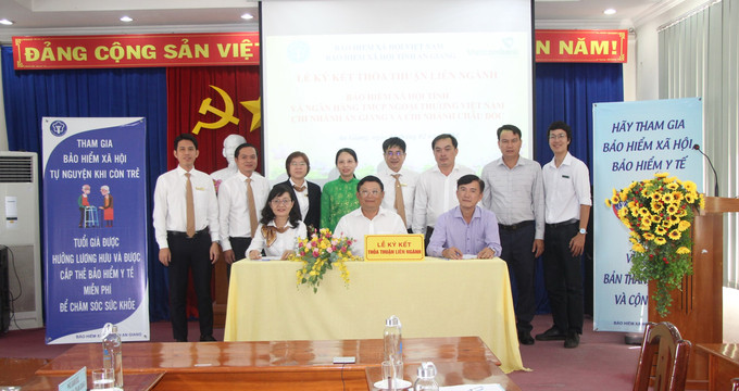 Bảo hiểm xã hội An Giang ký kết thỏa thuận liên ngành với hệ thống các ngân hàng