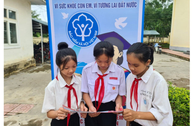 TP. HCM: Tăng cường thực hiện công tác bảo hiểm y tế học sinh, sinh viên