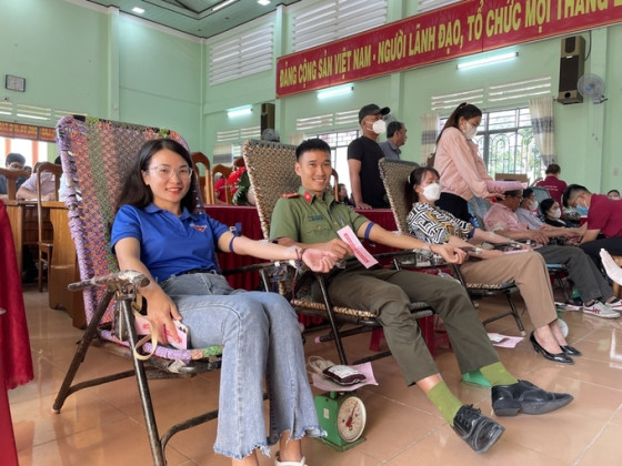 Gia Lai: Gần 400 người tham gia hiến máu tình nguyện tại huyện Đak Pơ