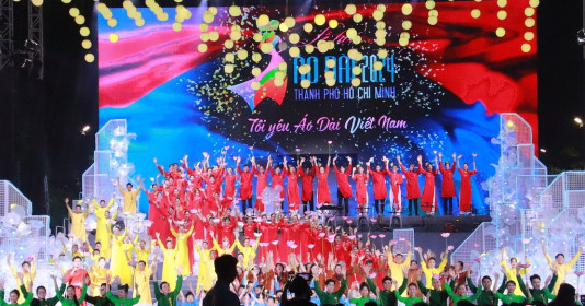 Lễ hội Áo dài TP.HCM năm 2024 với chủ đề ‘Tôi yêu Áo dài Việt Nam’