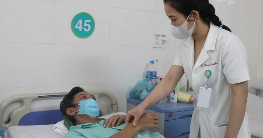 TP. HCM: Cắt bướu, bảo tồn thận cho người bệnh có thận độc nhất