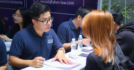 Tìm kiếm cơ hội nghề nghiệp tại Ngày hội “ULAW CAREER DAY” 2024