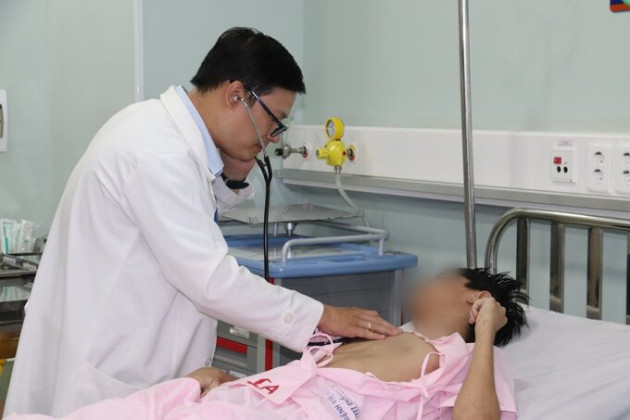Thiếu niên 15 tuổi bị chấn thương thận nặng do tai nạn giao thông