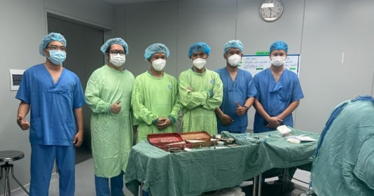 Bệnh viện Đa khoa tỉnh Bình Dương thành công phẫu thuật cấy ốc tai điện tử cho bệnh nhi 3 tuổi