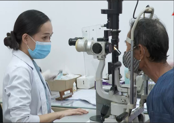 Tầm soát bệnh glôcôm bằng phần mềm trí tuệ nhân tạo EyeDr