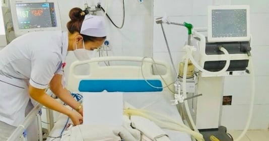 Bình Dương: Bé gái 2 tháng tuổi bị sốc phản vệ sau tiêm vắc xin 6 trong 1 được chuyển lên Bệnh viện Nhi Đồng 2