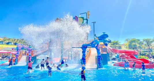 Du khách phấn khích và hào hứng với chuỗi lễ hội Carnival Novaworld Phan Thiet