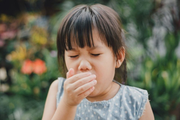 Phòng ngừa viêm đường hô hấp trên cho trẻ khi giao mùa