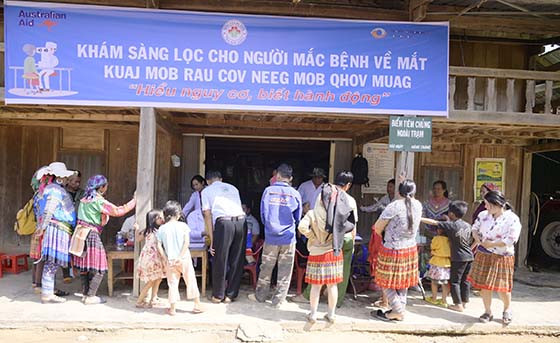 Đắk Nông: Khám sàng lọc bệnh về mắt và cấp kính trong cộng đồng
