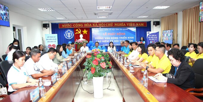 BHXH An Giang phát động tháng vận động triển khai BHXH toàn dân