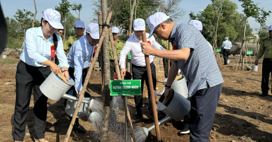 TP. HCM: Phát động “Tết trồng cây đời đời nhớ ơn Bác Hồ” năm 2024