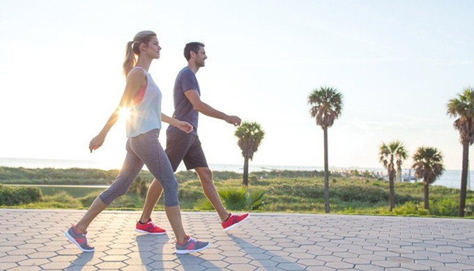 Những kiểu đi bộ giúp ngăn ngừa tích tụ mỡ nội tạng và bệnh tật