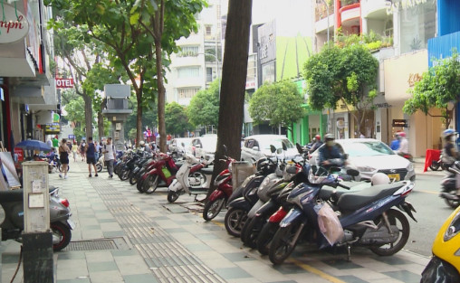 TP. HCM: Việc thu phí vỉa hè được thực hiện theo cơ chế nào