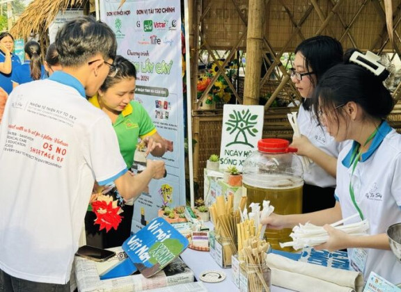 Xây dựng TP. Hồ Chí Minh xanh, sạch và thân thiện môi trường