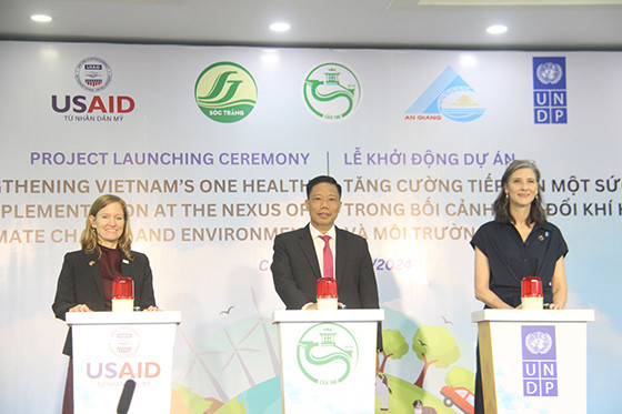 Cần Thơ: Khởi động dự án “Tăng cường tiếp cận một sức khỏe trong bối cảnh biến đổi khí hậu và môi trường”