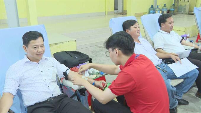 Trà Vinh: Trên 500 cán bộ, công chức, viên chức, người lao động tham gia hiến máu tình nguyện