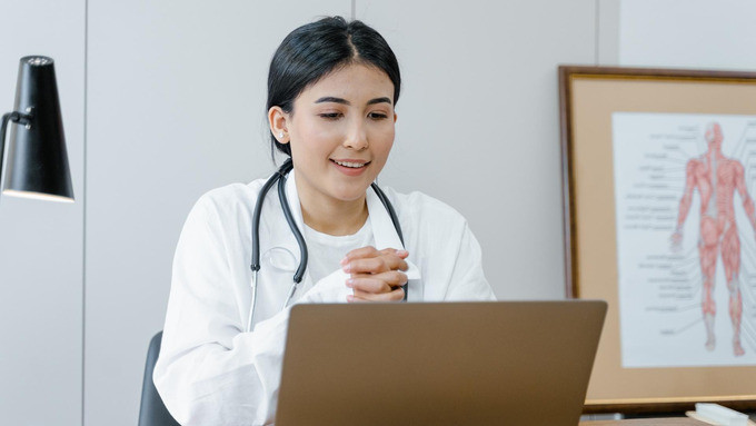 Telehealth: Giải pháp cách mạng hóa lĩnh vực sức khỏe trong thời đại công nghệ số