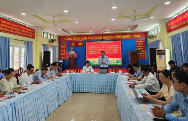 TP. HCM: Kiểm tra công tác phòng chống dịch bệnh, khám sức khỏe người cao tuổi và tuyển dụng cộng tác viên sức khỏe cộng đồng tại quận Bình Tân