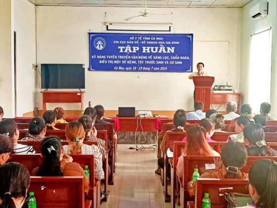 Cà Mau: Tập huấn kỹ năng tuyên truyền vận động về sàng lọc, chẩn đoán, điều trị một số bệnh, tật trước sinh và sơ sinh