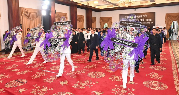 Hội Người cao tuổi TP. Hồ Chí Minh viếng Tổng Bí thư Nguyễn Phú Trọng