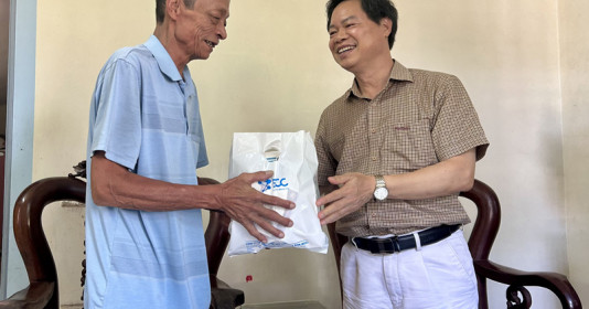 Tìm hiểu chuyện cụ ông 67 tuổi chiến thắng ung thư phổi di căn xương