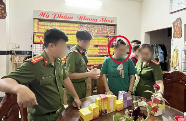 Công an Phú Yên điều tra nữ giám đốc bán mỹ phẩm online có dấu hiệu trốn thuế
