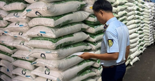 TP.HCM: Thu giữ 2 tấn đường cát tinh luyện nhập lậu