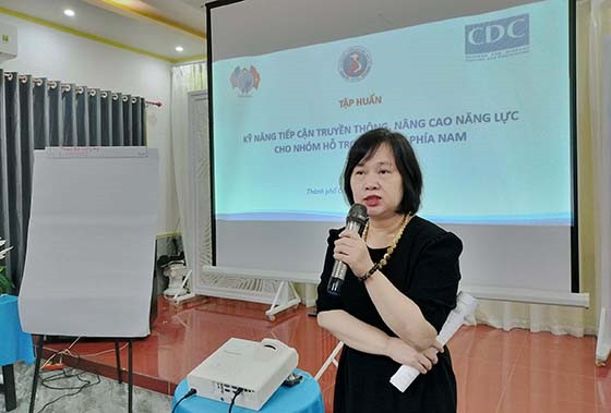 Nâng cao năng lực, kỹ năng tiếp cận truyền thông cho nhóm hỗ trợ kỹ thuật can thiệp dự phòng lây nhiễm HIV các tỉnh, thành khu vực phía Nam