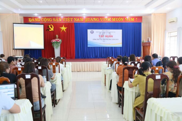 Đắk Lắk: Tập huấn công tác y tế trường học năm 2024
