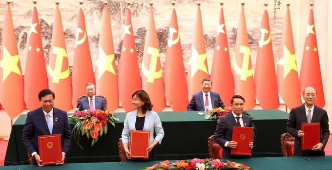 Việt Nam - Trung Quốc ký kết văn kiện hợp tác về y tế và lĩnh vực y dược cổ truyền