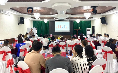 Đồng Tháp: Tập huấn hướng dẫn sử dụng sinh phẩm tự xét nghiệm HIV