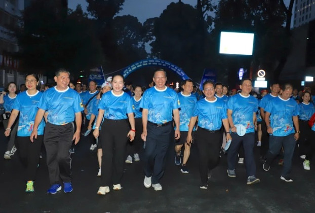 TP. HCM: 3.000 người đi bộ ủng hộ Quỹ "Vì người nghèo"