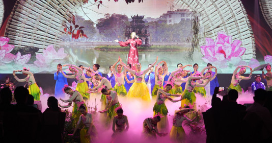 Gala Đêm Việt Nam với chủ đề “Thành phố Hồ Chí Minh sôi động”
